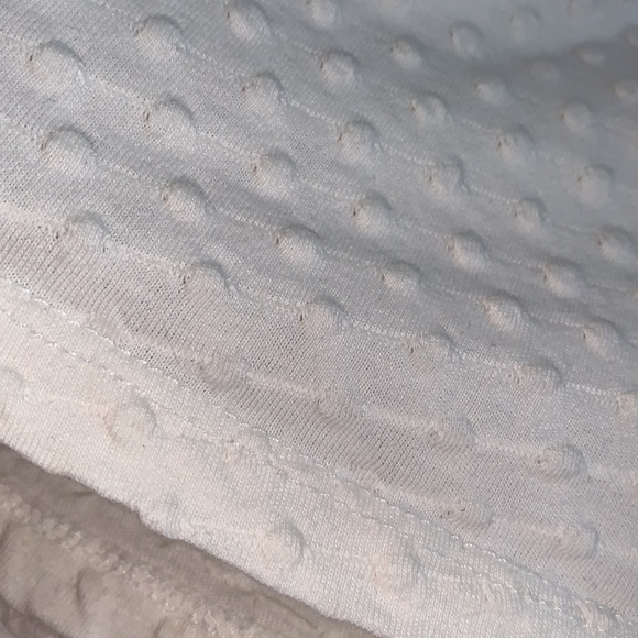 GAP 3 Ivory Ruffle Swing Top EUC - Picture 7 of 10